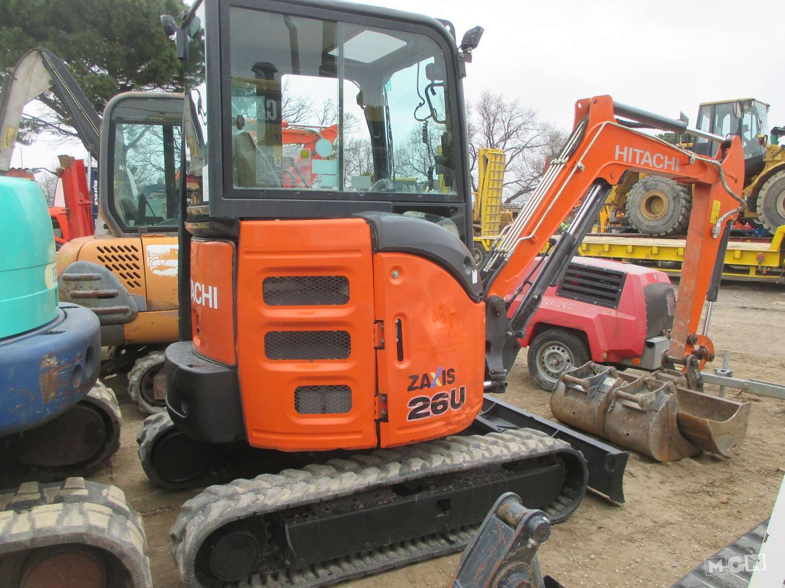 31-25 HITACHI ZAXIS U26