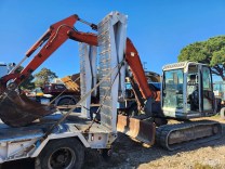 JCB 8055