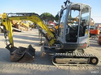 JCB 8055