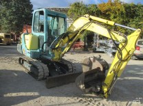 YANMAR B37